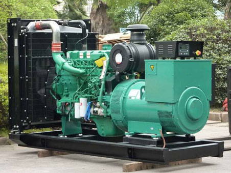 卧龙710kw康明斯柴油发电机组图片 卧龙710kw康明斯柴油发电机组图片