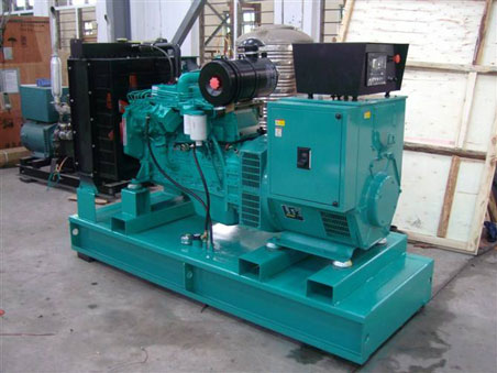 卧龙200kw康明斯柴油发电机组图片 卧龙200kw康明斯柴油发电机组图片
